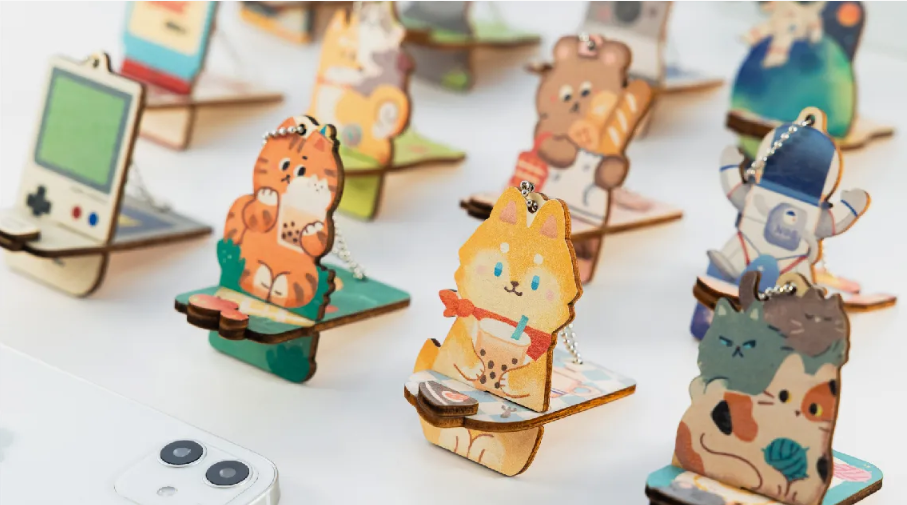 Wooden Key Chain with Phone Holder