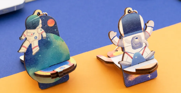 Wooden Key Chain with Phone Holder