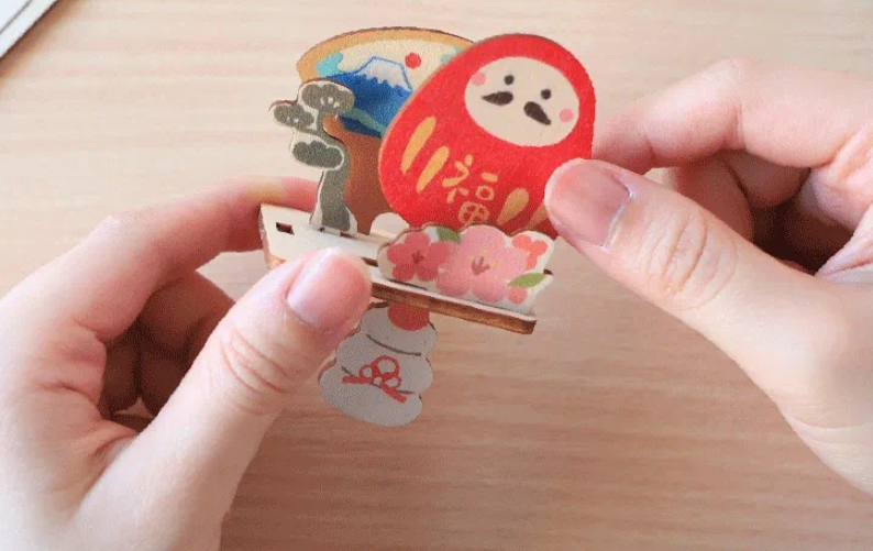 DIY Swing Memo Holder